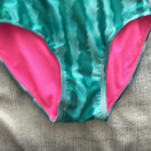 🎀Girl one-piece swimsuit - Picture 4 of 7